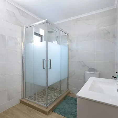Sobral - Moradia Com Piscina Aquecida Para 10 A 12 Min De Armacao