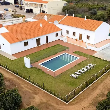 Sobral - Moradia Com Piscina Aquecida Para 10 A 12 Min De Armacao Ferienhaus *